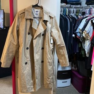 Old navy beige trench coat. Never worn.